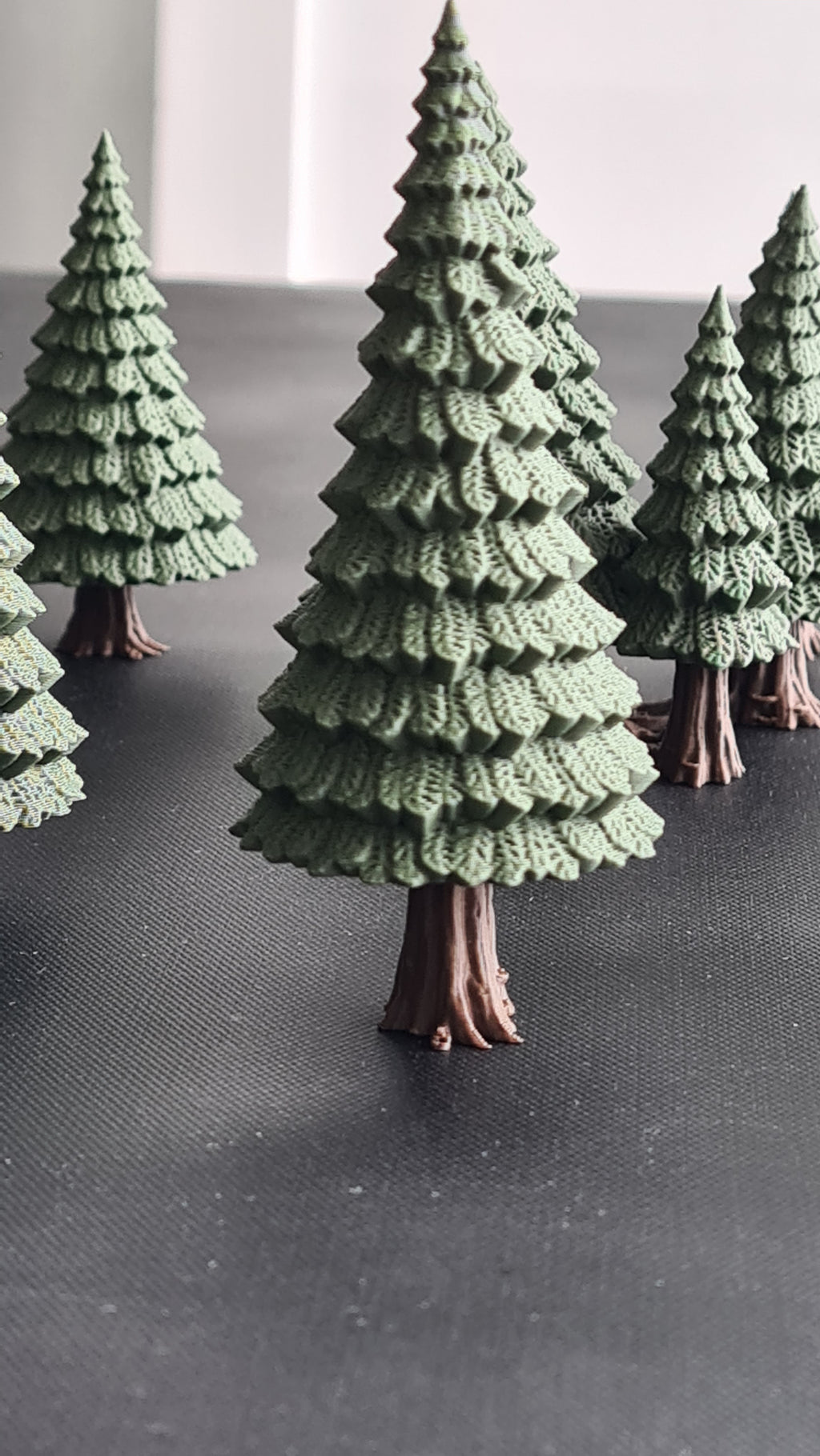10mm Scale Plastic Pine Tree Set