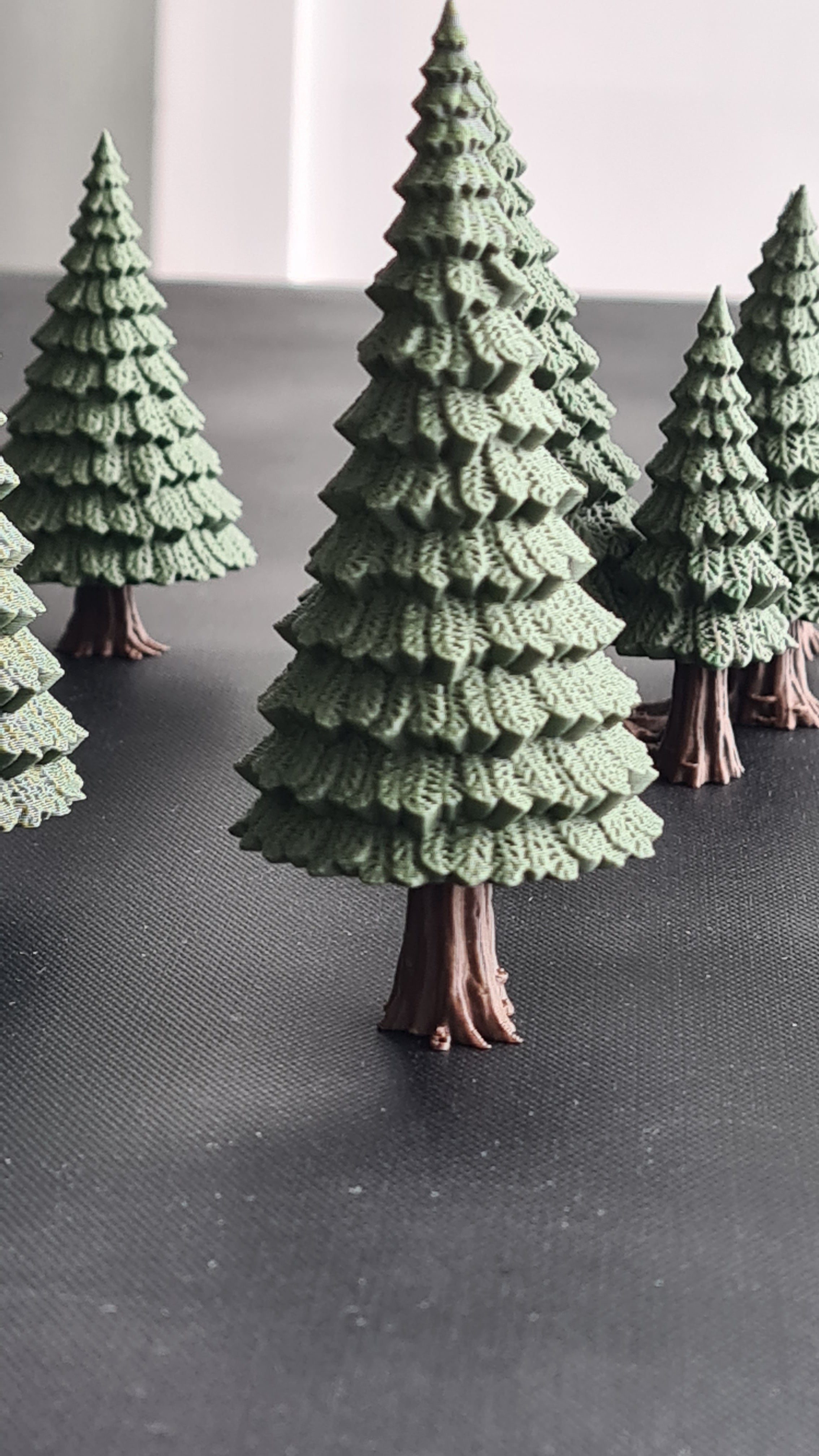 10mm Scale Plastic Pine Tree Set