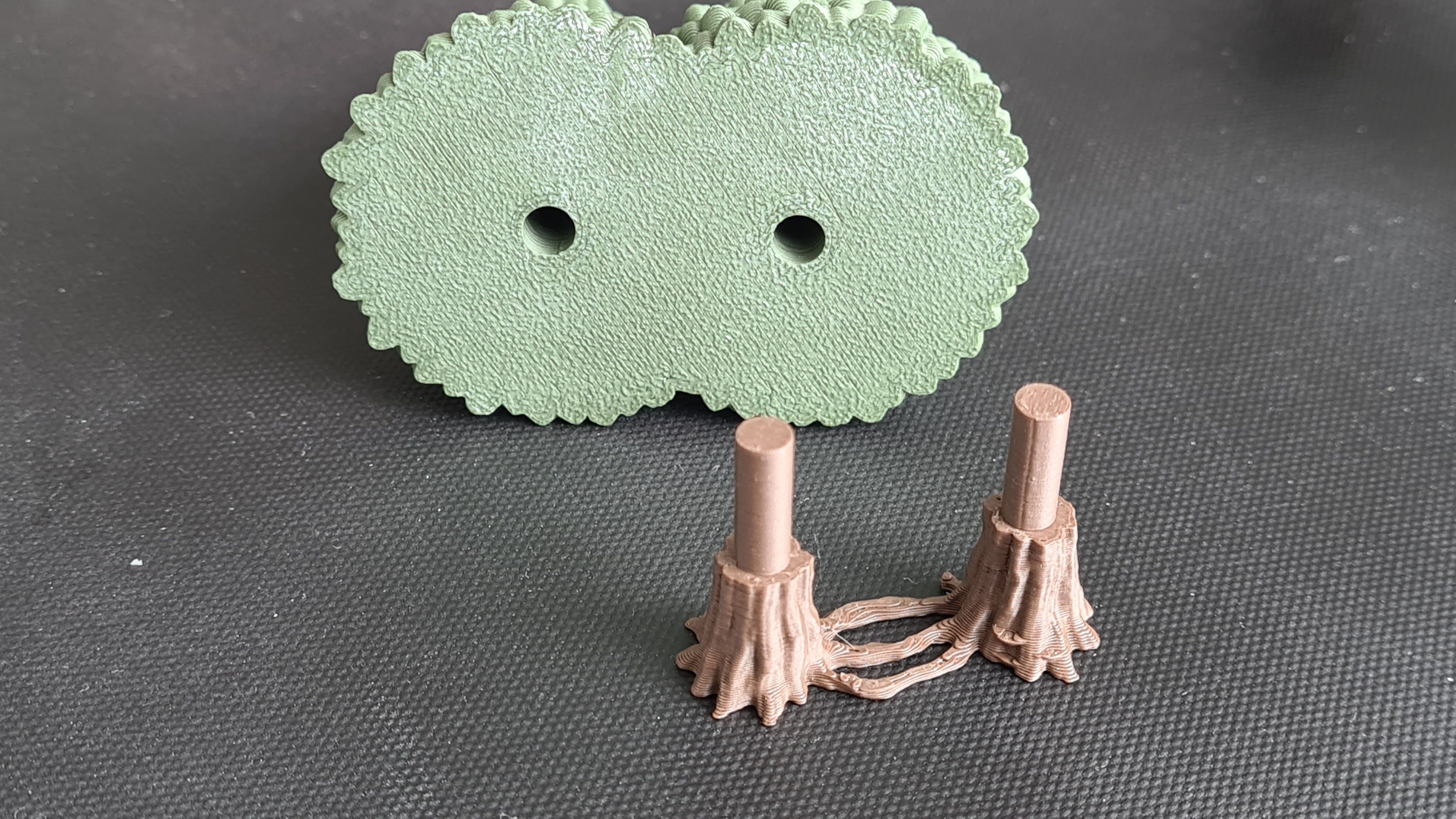 10mm Scale Plastic Pine Tree Set