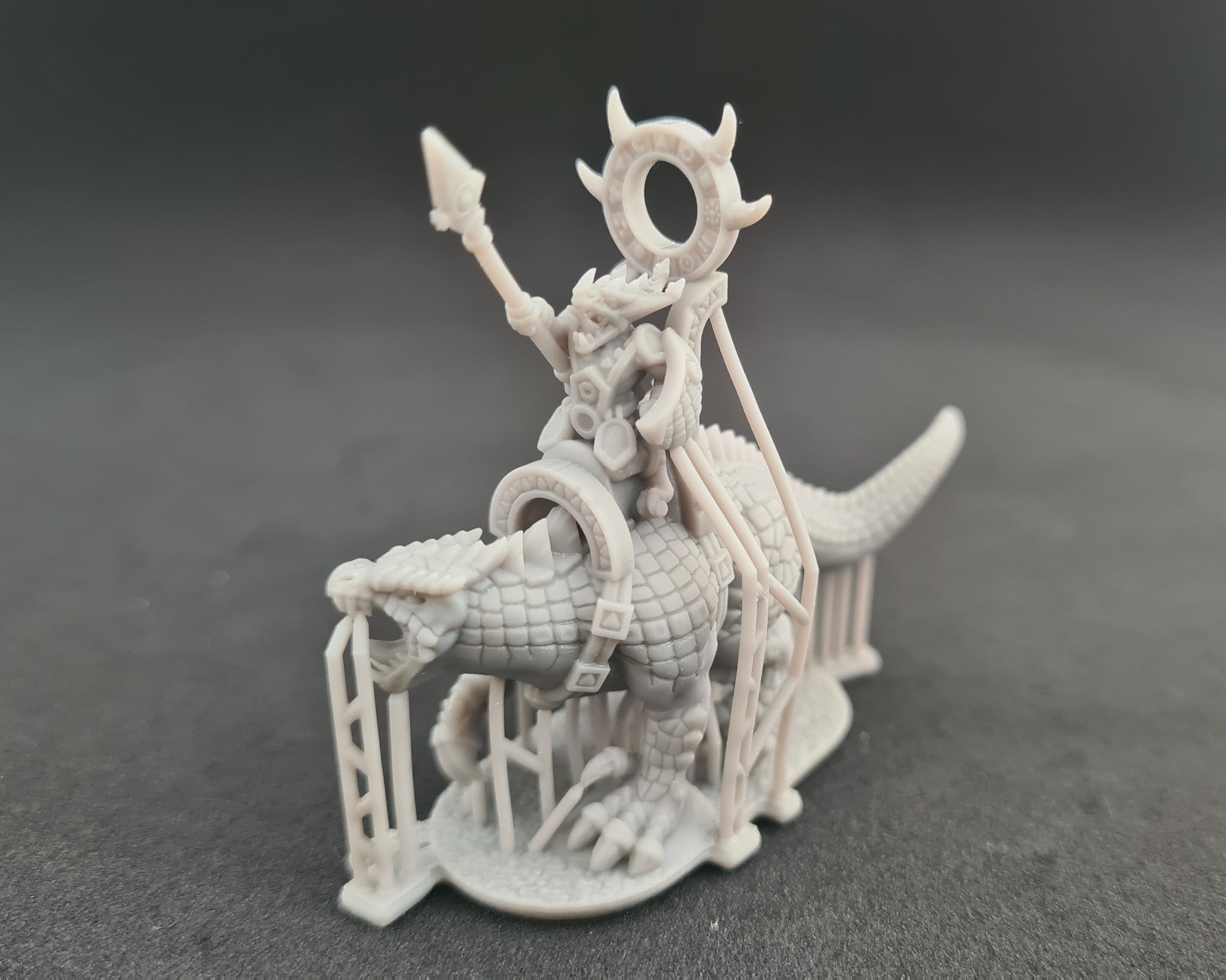 Lizardmen Saurus Commander on Carnosaur