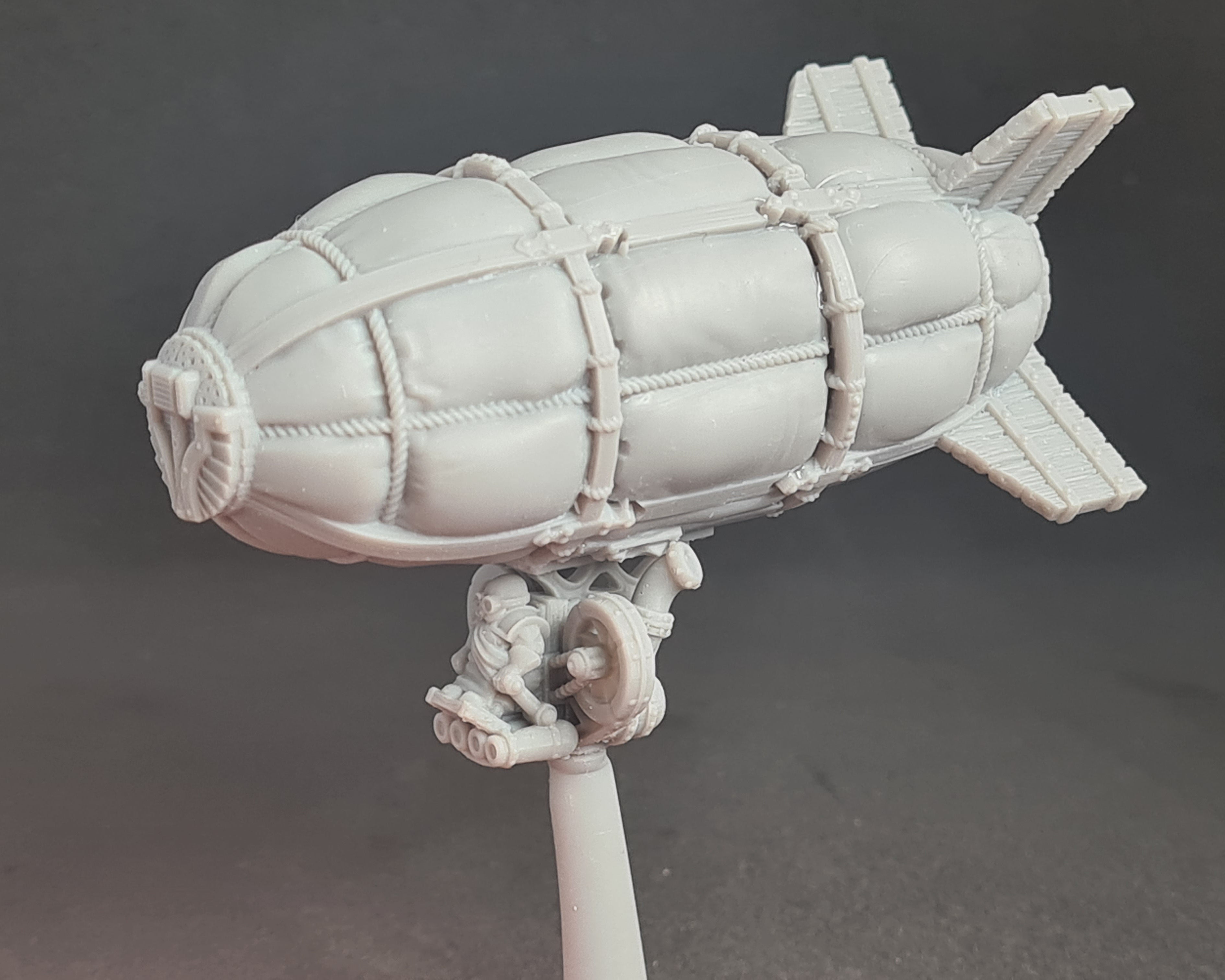 Dwarf Airship